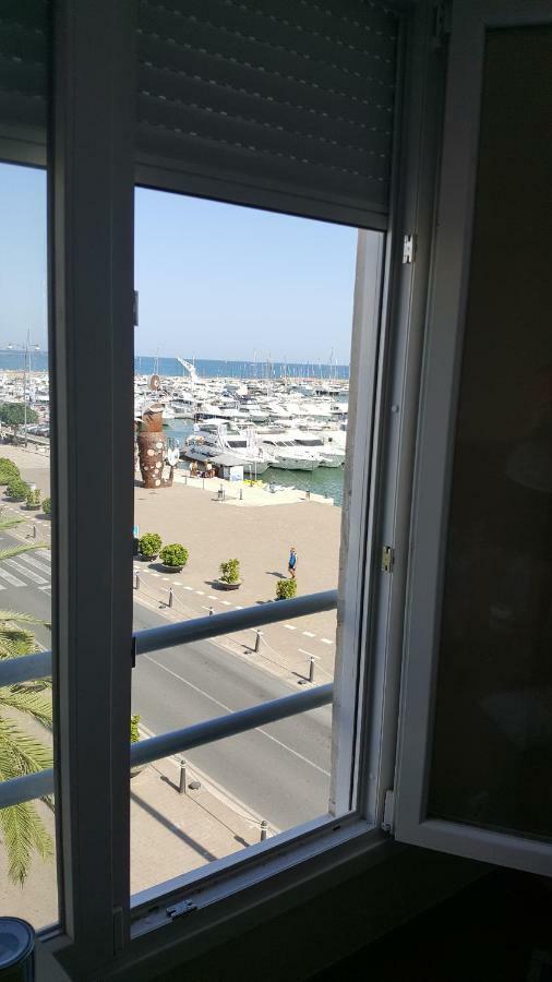 Apartament Marina Port קמברילס מראה חיצוני תמונה